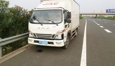 ʵϰ���ϸ��٣�������ͣӦ������ ��·�����ʣ�˾��̫����·��˯��
