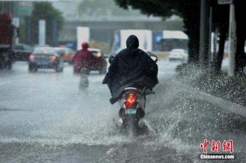 福建省防暴雨应急响应调整为Ⅲ级
