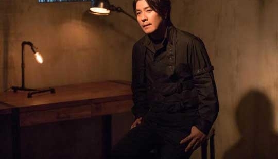 阿杜爆录音室照片戏谑回应造谣 闭关多日筹备专辑