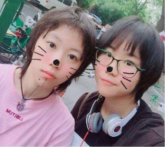 窦靖童和李嫣长得都不像王菲,原来基因都体现在这…