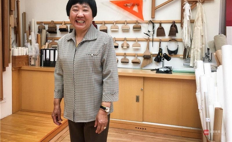 “书画郎中”邱锦仙:在大英博物馆修30年中国书画