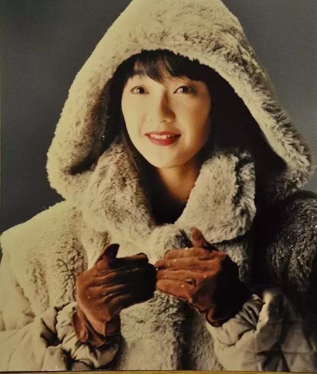 纵使爱情虐她千百遍,陈慧娴依旧怀念初恋