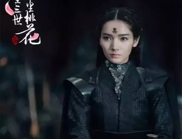 杨幂又签了个新疆妹子,曾被赞中戏素颜女神?!我只想知道她会不会超越热巴...