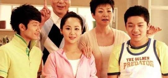 张一山把《余罪》演火了 大家还记得他的弟弟”小雨“吗?