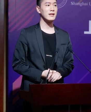 “产学研”音乐基地落户上海 周深透露新专辑发布在即