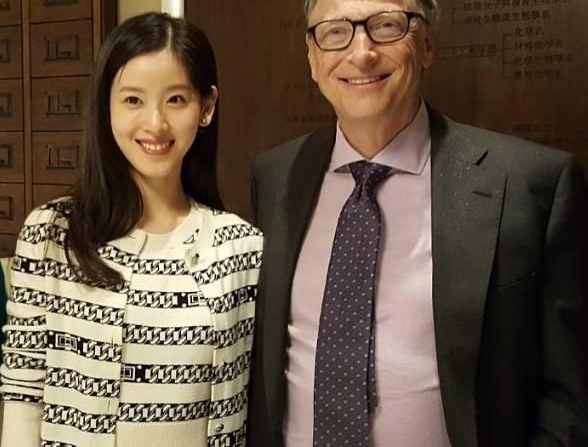 人生赢家奶茶妹妹:与其做“王的女人”,不如做女王大人!