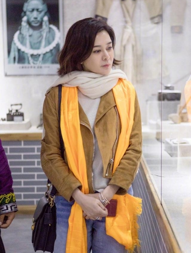 ֮սգŮζڣ˿˥ϣѣ´Ӳ