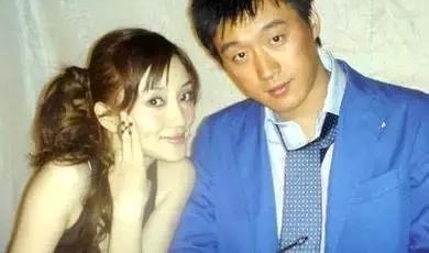 新人王一博捞到好角色,邓超佟大为却要跑龙套?贵圈还得靠背景!