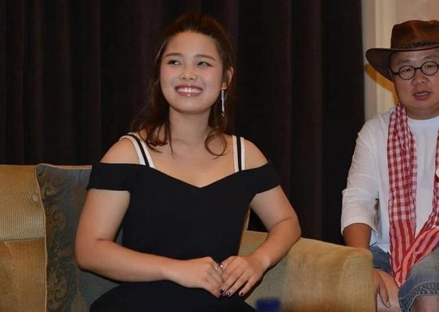 25岁莫小贝近照被批丑,看到荣誉证书都闭嘴了,网友评论太诚实