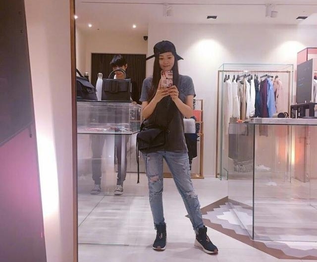 껷֣ܾСܣѣ˵20Ҷţ