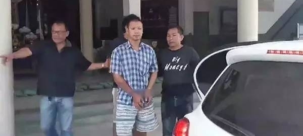 ����ɮ��������Ů�Ѻ��գ������������˶�