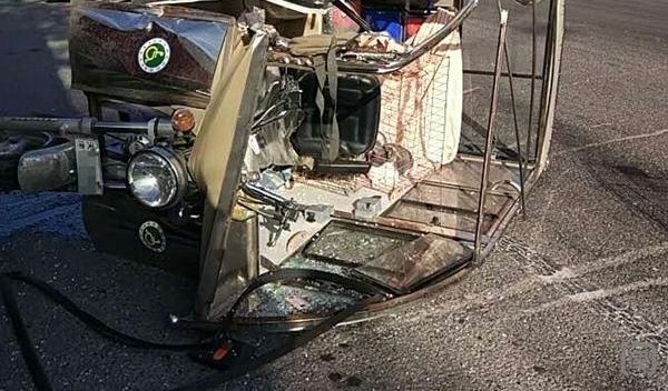������� ��ܲ��� ���ֳ�һͷײ�ϴ����