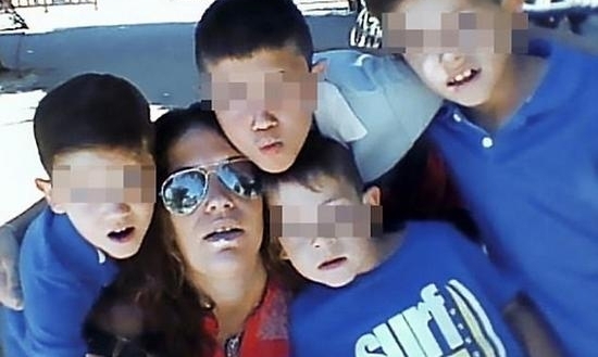 4��������ĸ��ʬ������һ�� �ھ��ŵ�ζ�ŷ���
