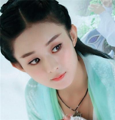 赵丽颖的胸罩被扒开 赵丽颖坐台背景被扒