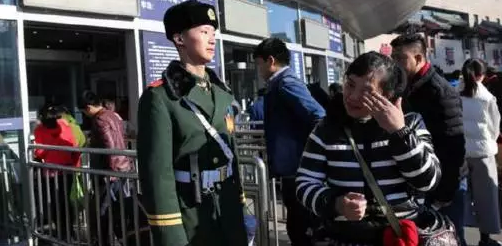 ������ �����Ҹ�����֪�������ڰ���