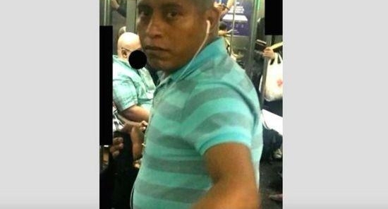 ���ӵ������п�Ů�˿� ���ĺ���ȭϮ��