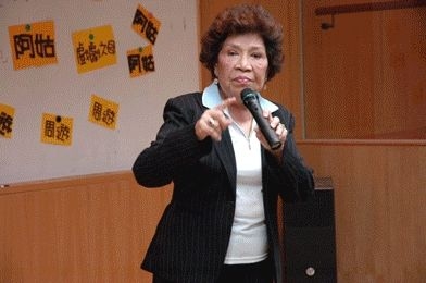 制作人周游老公外遇 老公疑与狮子会女成员有染