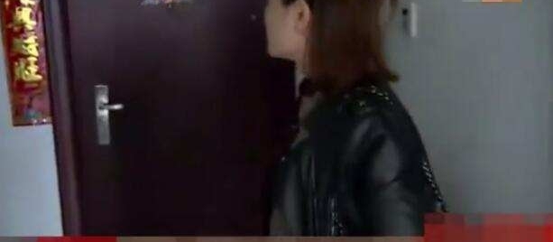 女子见丈夫每次半夜跑去五楼邻居家, 跟过去一看心都碎了