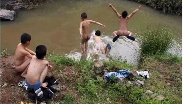 80���ͯ��û��wifiû���ֻ�Ҳû�е��ԣ����Ǻܿ���ůů�Ļ��䣡