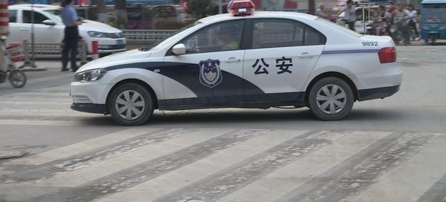 赞!交警紧急救助产妇