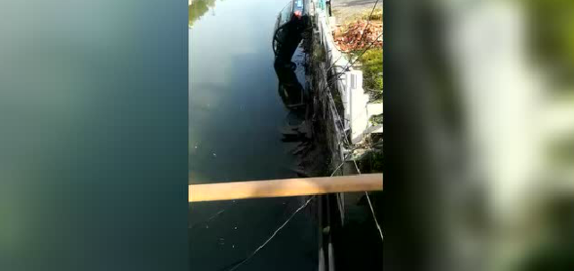 ̩��һ�γ��صء��ɡ��º� ͷ����ƨ�ɳ��ϵ���ˮ����