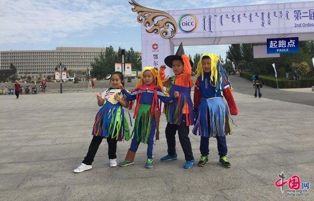 ��ɫ������껪 CosRun Ȥζ��װ���ڶ�����˹���� [ ��ͼ ]