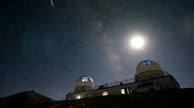 �й������ذ�������������ĸߵ�