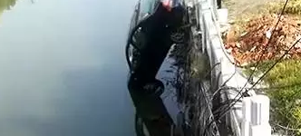 ̩��һ�γ��صء��ɡ��º� ͷ����ƨ�ɳ��ϵ���ˮ����