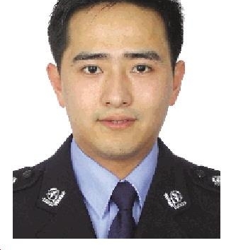 “@狮城苍狼”蔡海炳::孤胆英雄华丽转身霸气博主