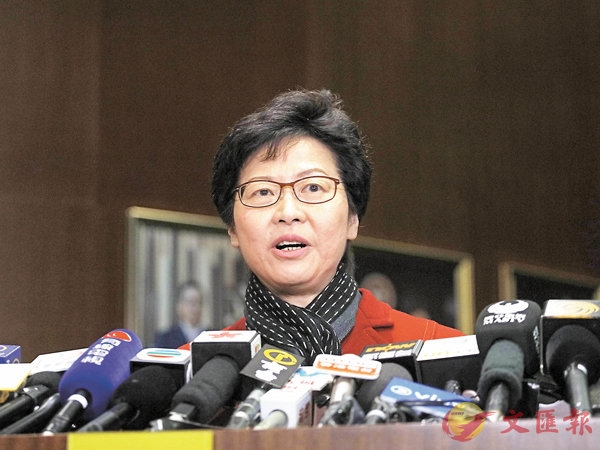 2万市民促请开除锛傉贾酗紓发起人教职 港大校长回应