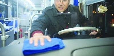 黄金周8天假?不存在的!这些工作一到节假日就忙到停不下来……