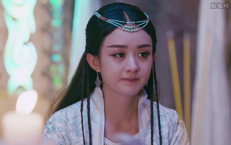 赵丽颖的胸罩被扒开 赵丽颖坐台背景被扒