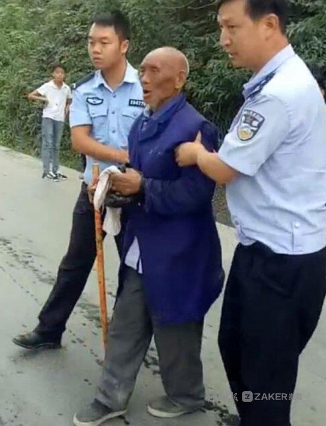 八旬老人独自走亲戚摔倒 不知晕倒多久
