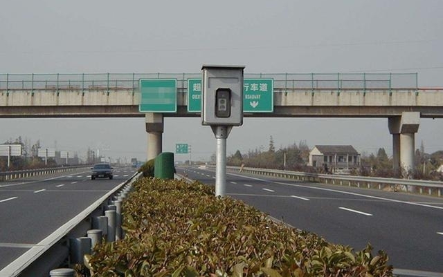 С���ĳ�����Щ����������ͷ��������ʲô�ģ����������ϵ��岻��