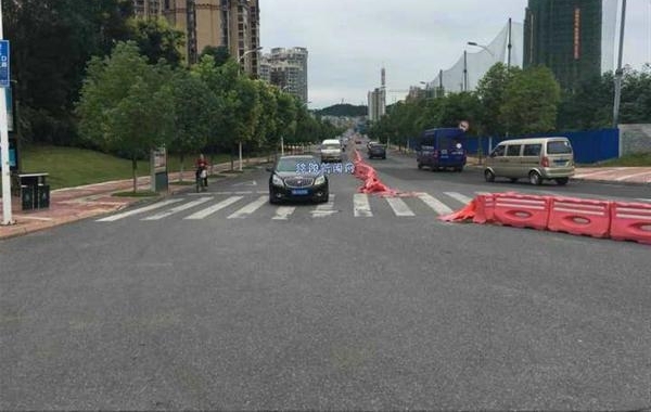 ����������·����ͨ�� ���ƴ����ͨ����