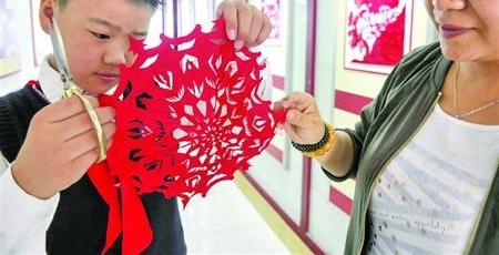 �к���Ҳϲ���ϴ�ͳ�ļ�ֽ�Ļ�