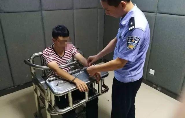 ����һ�����޹�Ź��10���к��������������ѹ鰸