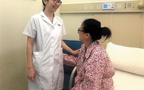 “最美托举姐”托起“敬业奉献”