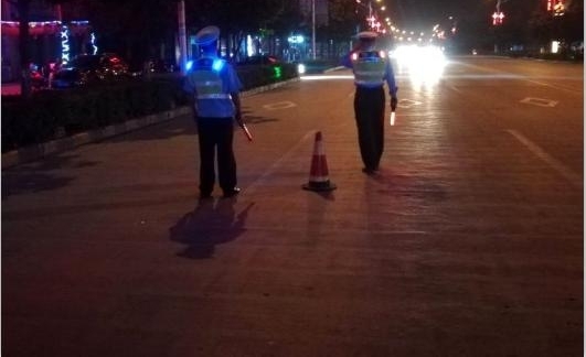 陕西城固县公安交警大队桔园中队查获首例再次饮酒驾驶违法行为