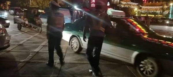 �¾���ƽ�����㡱��Խƽ����ԽŬ��