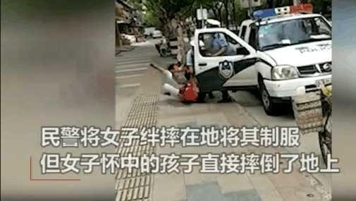 �Ϻ���������С���Ʒ�����������Ů, ���ൽ����ʲô?