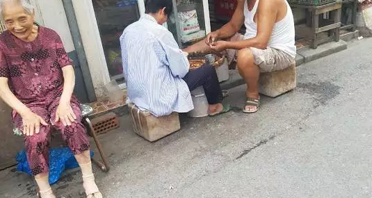 ������ �����Ҹ�����֪�������ڰ���