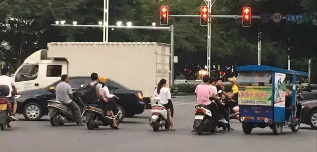 ï��ʵʩ�糵���ƣ��Ƿ��ܾ�������������֤��·�ľ�˼��