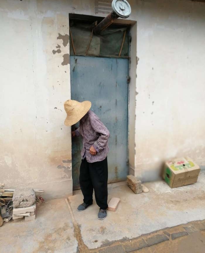 老夫妇沙漠开荒80亩 却是这样的结局