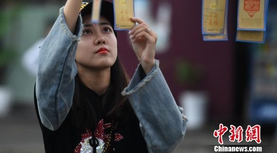 ���조������С����� ����ۼ��µ���
