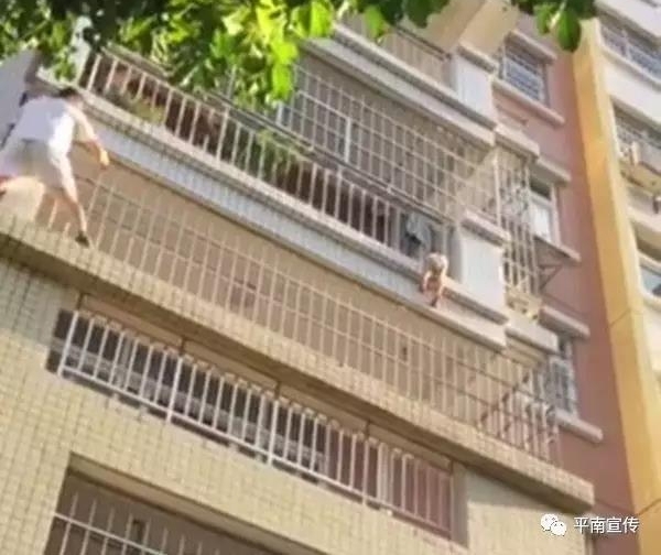 �����ͯͷ��4¥�������������� �����侯��¥�о�