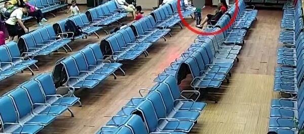 ������ͯ�����ڡ�ʧ�١�����20���� ԭ������׽�Բض����α���϶