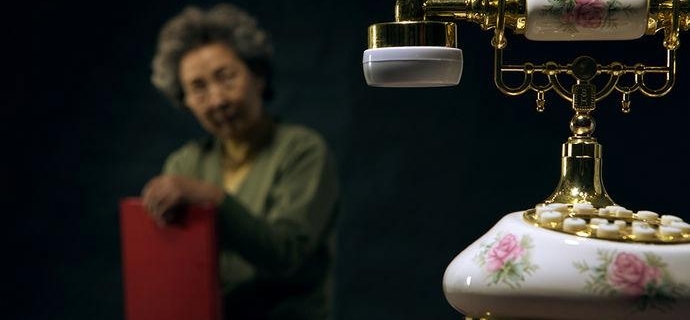 ��������ڵ��ϣ�������ͨѶ¼����ճ���ĸ����߳��¶�����