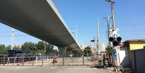 沈阳大北关街铁道路口将建高架桥 预计明年竣工
