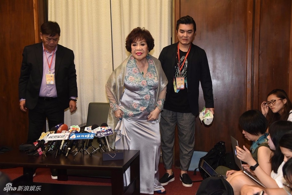 制作人周游老公外遇 老公疑与狮子会女成员有染